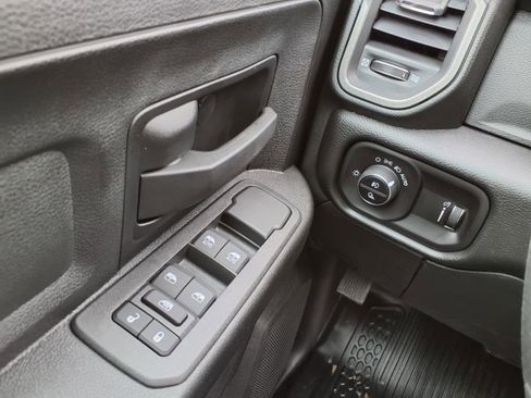 Used 2025 RAM 2500 Tradesman image 19