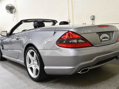 Used 2009 Mercedes-Benz SL 550 image 7