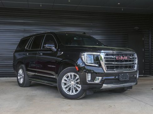 Used 2023 GMC Yukon SLT w/ SLT Luxury Package RWD image 9