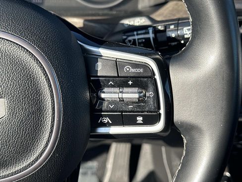 Used 2022 Kia Sorento X-Line EX image 25