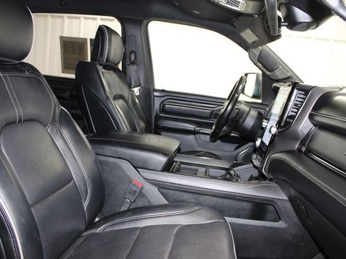 Used 2022 RAM 1500 Limited w/ Body Color Bumper Group AWD/4WD image 35