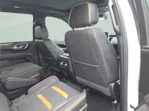 Used 2023 GMC Yukon AT4 AWD/4WD image 31