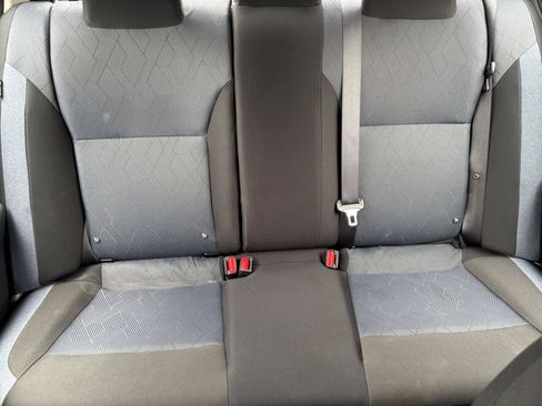 Used 2025 Nissan Versa SV FWD image 36