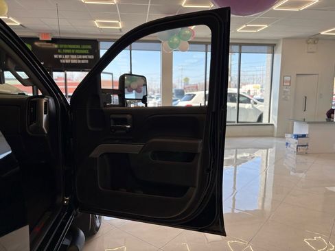 Used 2017 Chevrolet Silverado 1500 LT image 43