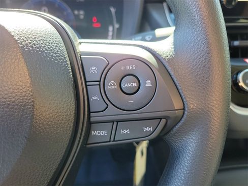 Used 2026 Toyota Corolla LE image 20
