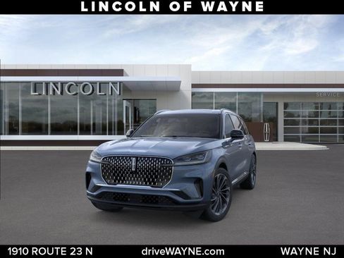 New 2026 Lincoln Aviator Reserve image 2