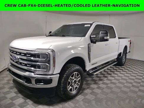 Used 2024 Ford F250 Lariat w/ FX4 Off-Road Package AWD/4WD image 1