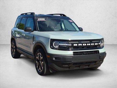Used 2022 Ford Bronco Sport Outer Banks w/ Tech Package AWD/4WD image 3