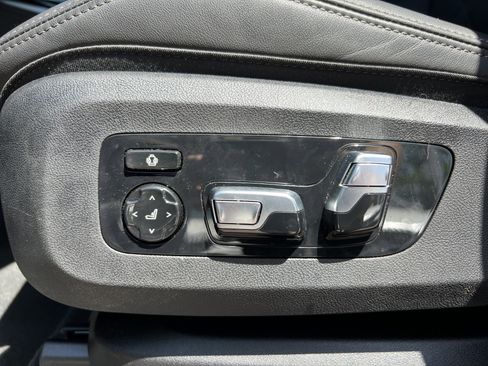 Used 2026 BMW X5 sDrive40i image 38