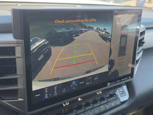 Used 2024 Toyota Tundra Limited AWD/4WD image 23