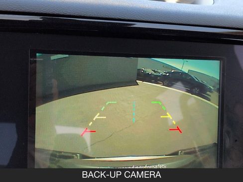 Certified 2023 Nissan Frontier SV w/ Midnight Edition Package image 17