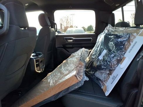 New 2026 RAM 1500 4x4 Crew Cab image 16