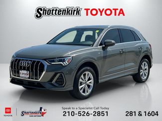 Used 2025 Audi Q3 2.0T Premium Plus w/ Premium Plus Package AWD/4WD video 1