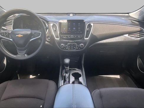 Used 2023 Chevrolet Malibu LT FWD image 15