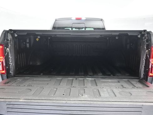 Used 2019 Ford F150 Lariat w/ Equipment Group 502A Luxury AWD/4WD image 45