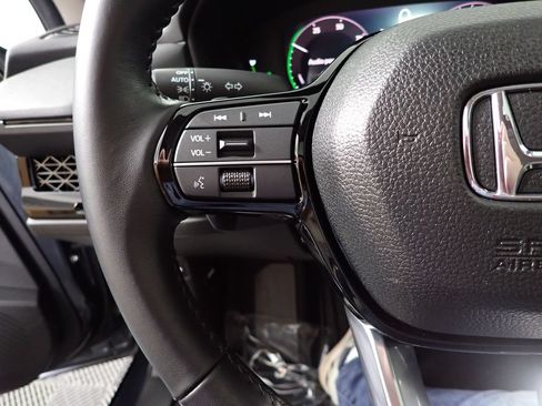 Used 2024 Honda Accord Touring image 30
