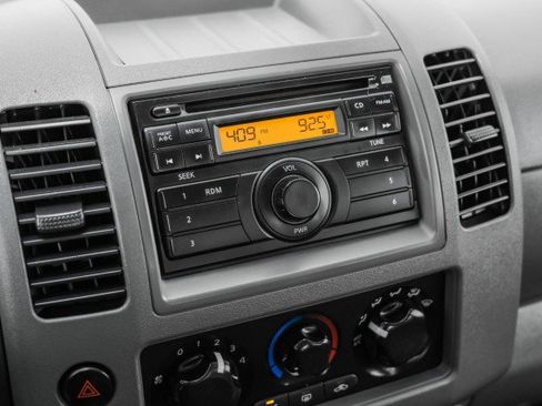 Used 2008 Nissan Frontier SE w/ SE Value Truck Pkg image 24