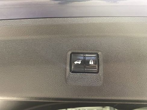 Used 2023 INFINITI QX60 Luxe image 10