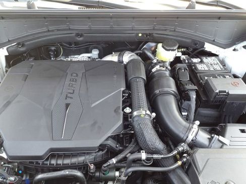 Used 2026 Hyundai Santa Fe SEL image 17