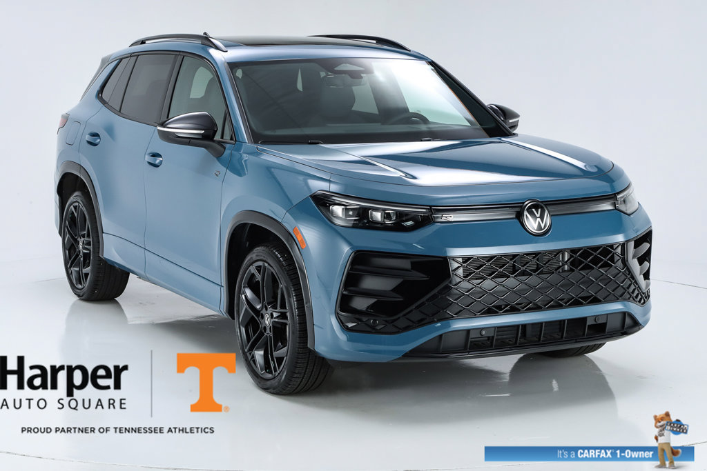 Used 2025 Volkswagen Tiguan SE R-Line AWD/4WD image 54