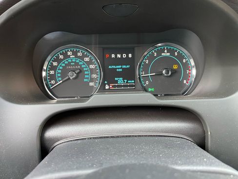 Used 2013 Jaguar XF 3.0 image 19