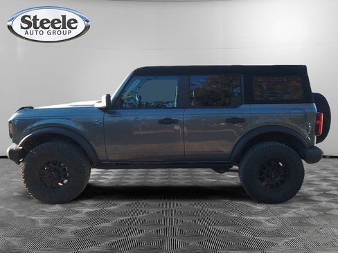 Used 2024 Ford Bronco Black Diamond image 2