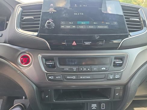 Used 2023 Honda Passport EX-L image 18