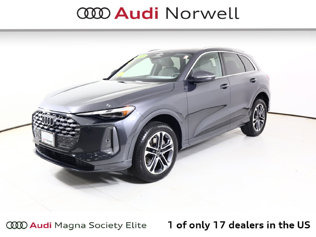Used 2025 Audi Q5 Premium w/ Convenience Package AWD/4WD image 11