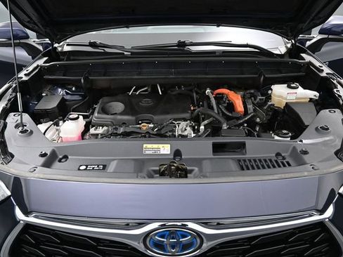 Used 2021 Toyota Highlander Limited image 40