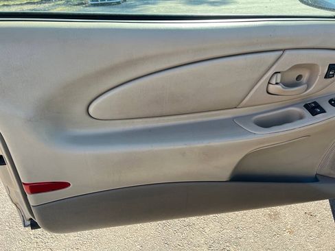 Used 2003 Chevrolet Monte Carlo LS w/ Preferred Equipment Group 1 FWD image 14
