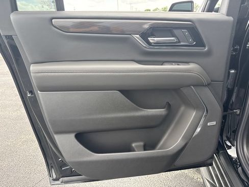 New 2026 GMC Yukon XL Elevation w/ Elevation Premium Package AWD/4WD image 32
