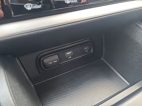 Certified 2025 Kia Sportage LX image 27