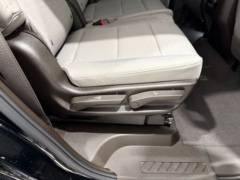 New 2026 Chevrolet Tahoe LS w/ LPO, Dark Essentials Package image 27