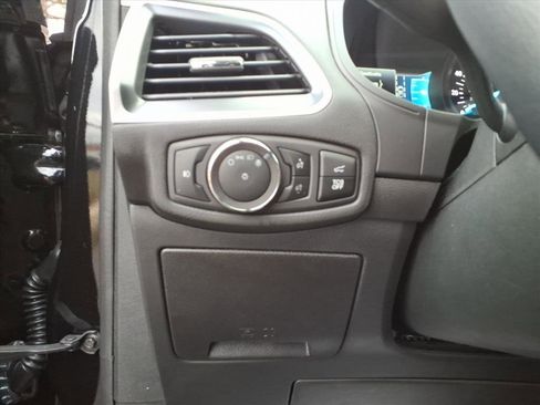 Certified 2024 Ford Edge SEL w/ Convenience Package image 15