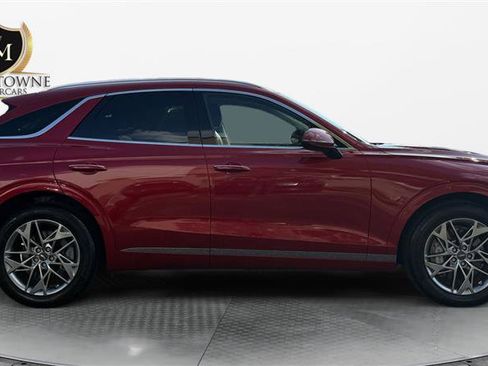 Used 2025 Genesis GV70 2.5T w/ Advanced Package AWD/4WD image 6