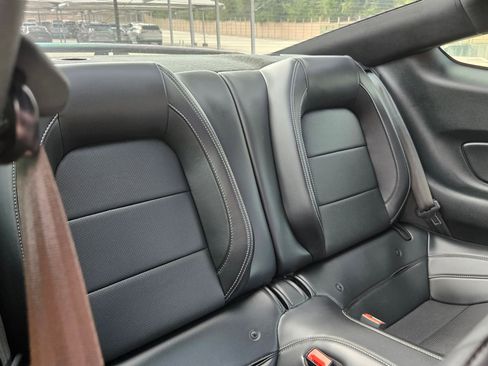 Used 2019 Ford Mustang GT Premium w/ GT Performance Package RWD image 25