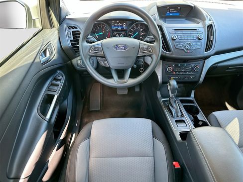 Used 2018 Ford Escape SE image 21