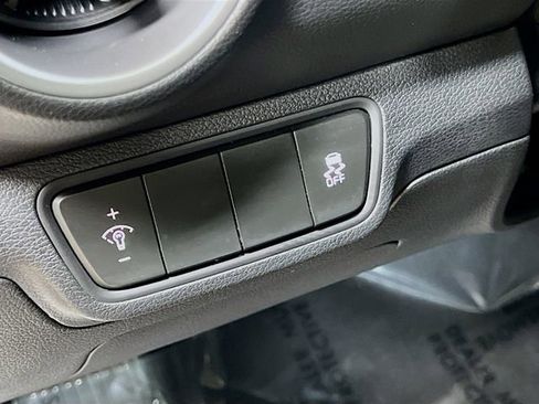 Certified 2023 Kia Forte LXS image 10