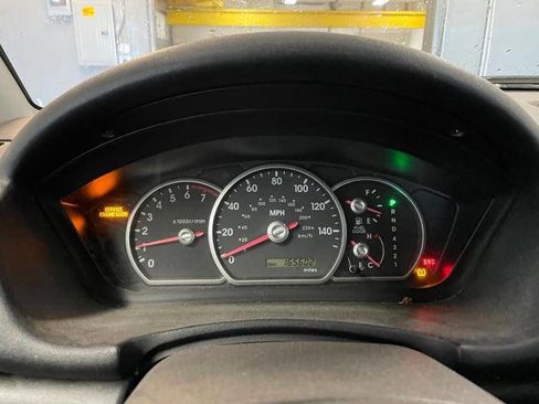 Used 2004 Mitsubishi Endeavor Limited image 38