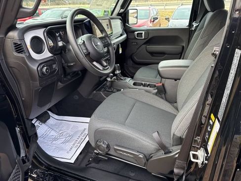 New 2026 Jeep Wrangler Unlimited Sport AWD/4WD image 18
