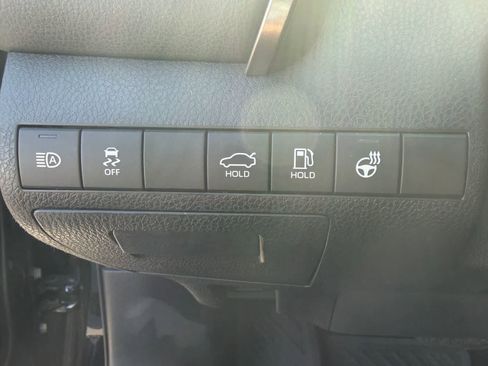 Used 2020 Toyota Camry XSE AWD/4WD image 9