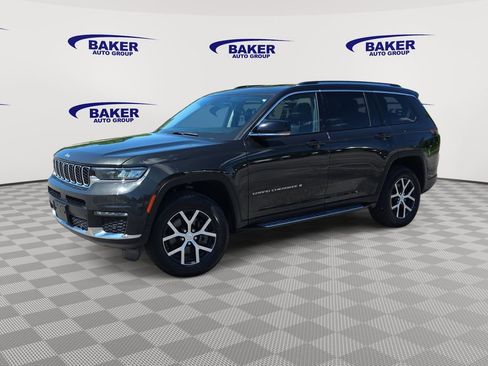 Used 2023 Jeep Grand Cherokee L Limited w/ Luxury Tech Group II AWD/4WD image 7