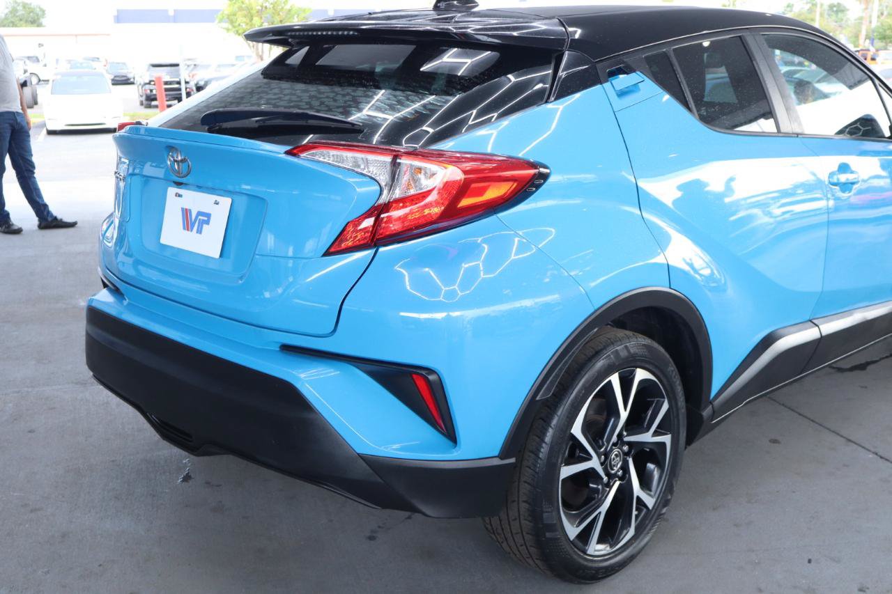 Used 2019 Toyota C-HR XLE FWD image 7