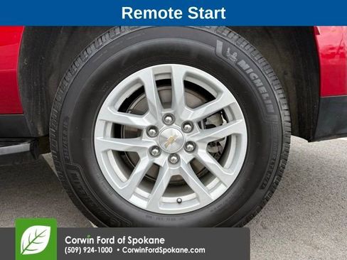 Used 2021 Chevrolet Suburban LS w/ Driver Alert Package image 9