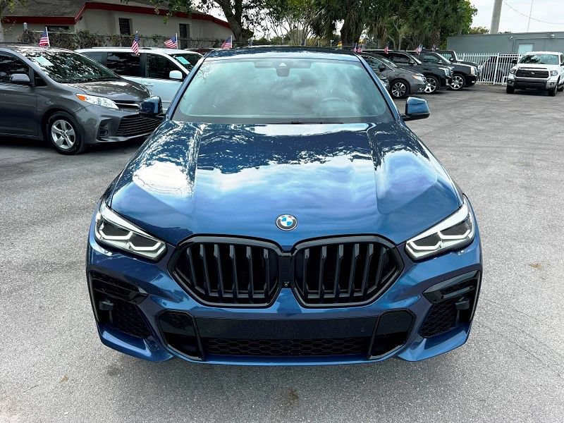 Used 2022 BMW X6 xDrive40i w/ M Sport Package AWD/4WD image 12
