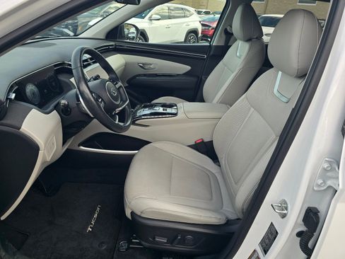 Certified 2024 Hyundai Tucson Limited FWD image 11