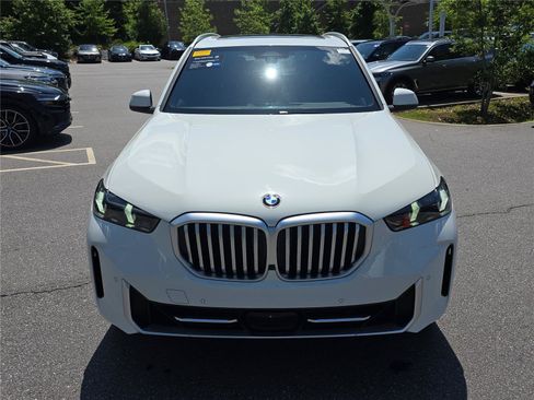 Certified 2024 BMW X5 xDrive40i AWD/4WD image 8
