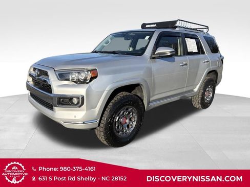 Used 2015 Toyota 4Runner Limited image 2