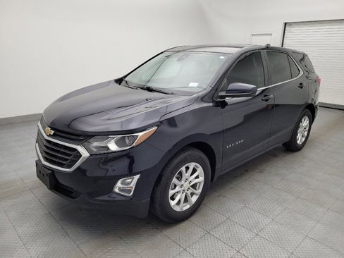 Used 2021 Chevrolet Equinox LT image 2