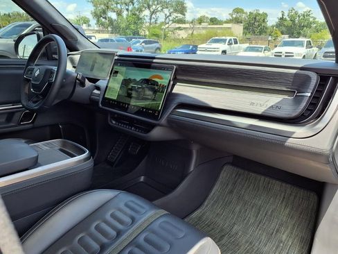 Used 2024 Rivian R1S Adventure AWD/4WD image 11